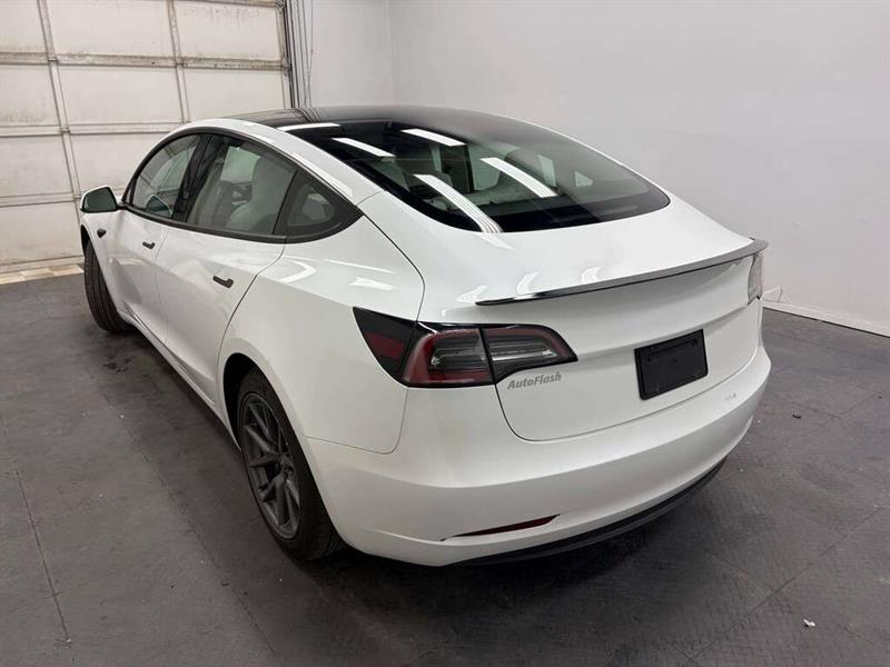 tesla Model 3 2023 - 5