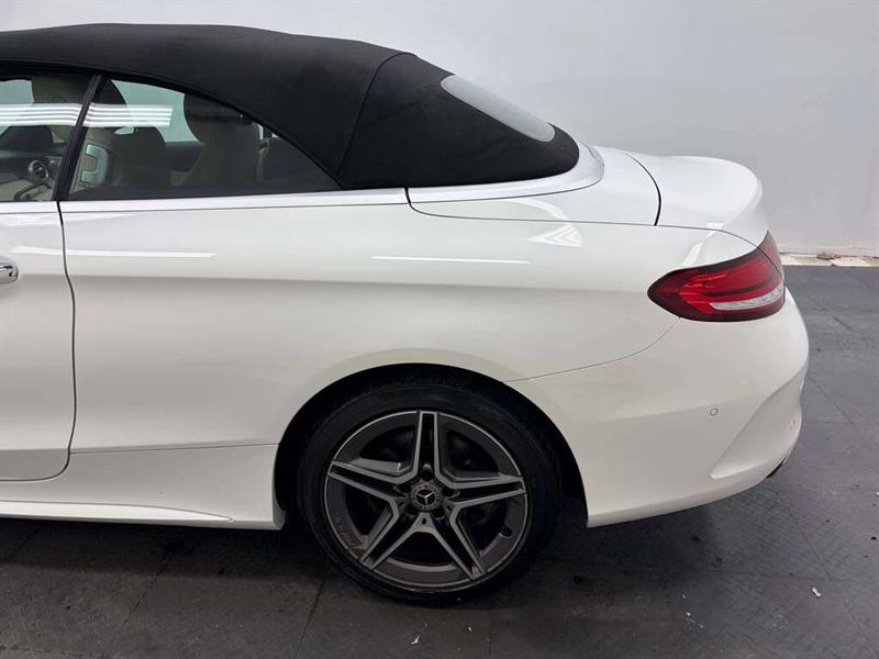 mercedes-benz C300 2020 - 5