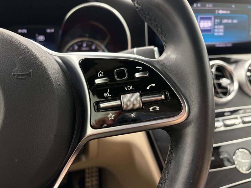 mercedes-benz C300 2020 - 25