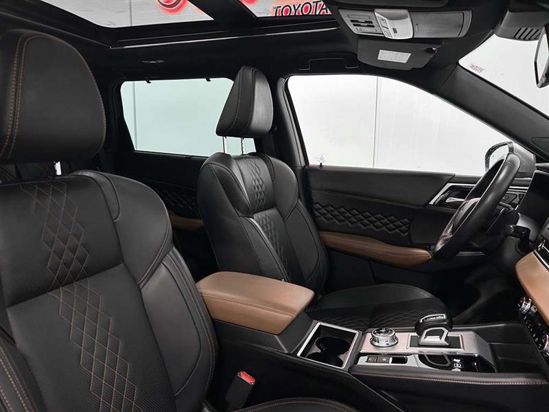 mitsubishi Outlander 2023 - 26