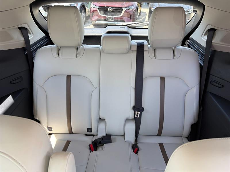 mazda CX-90 MHEV 2024 - 17