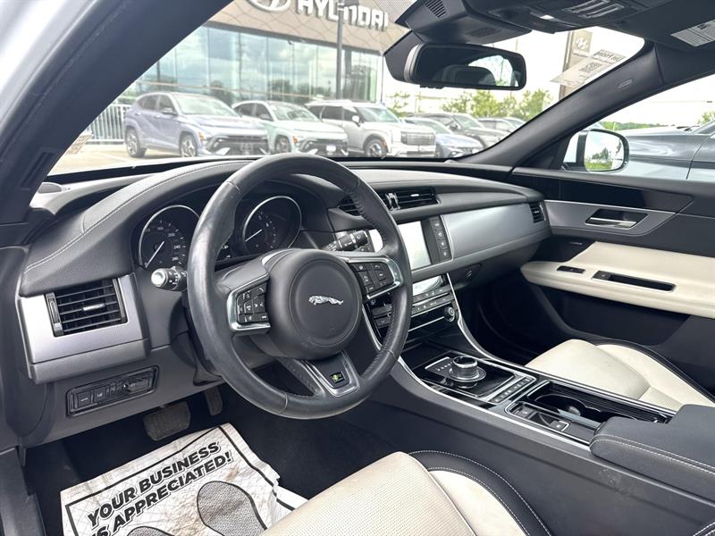 jaguar XF 2017 - 13