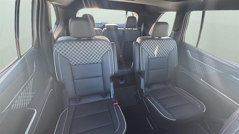 gmc Acadia 2026 - 17