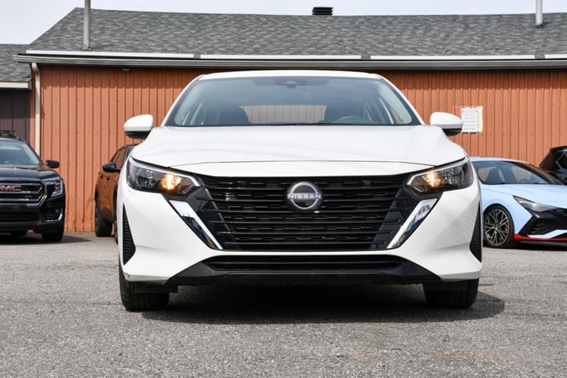 nissan Sentra 2024 - 2