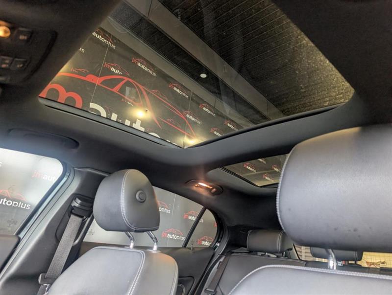 mercedes-benz GLA 2017 - 16