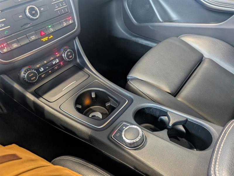 mercedes-benz GLA 2017 - 28