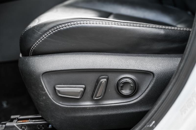 toyota RAV4 2019 - 12