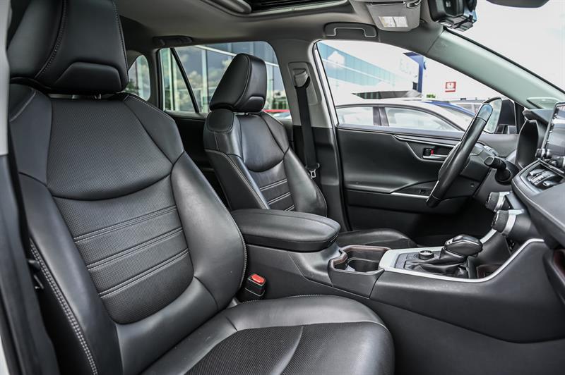 toyota RAV4 2019 - 29