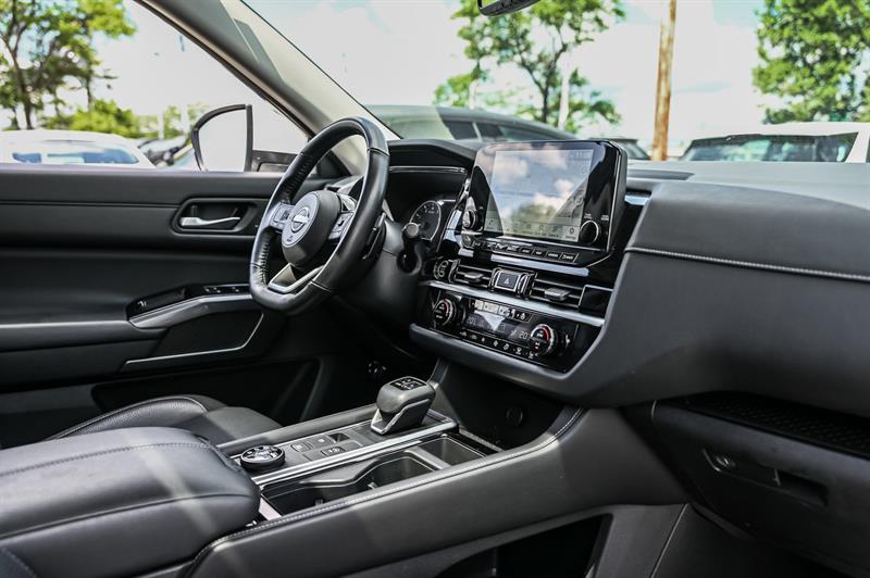 nissan Pathfinder 2022 - 30