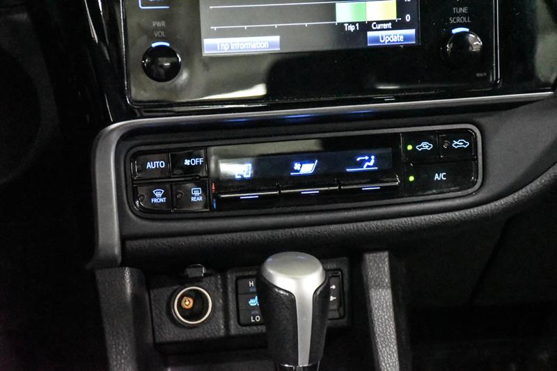 toyota Corolla 2017 - 27