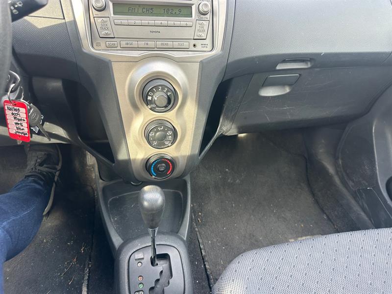 toyota Yaris 2009 - 5