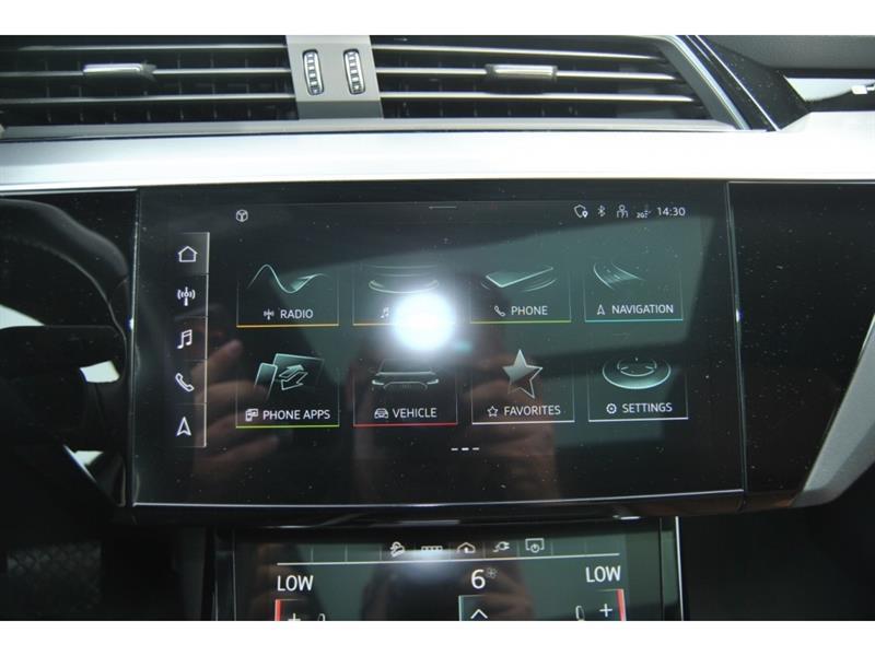 audi e-tron 2022 - 19
