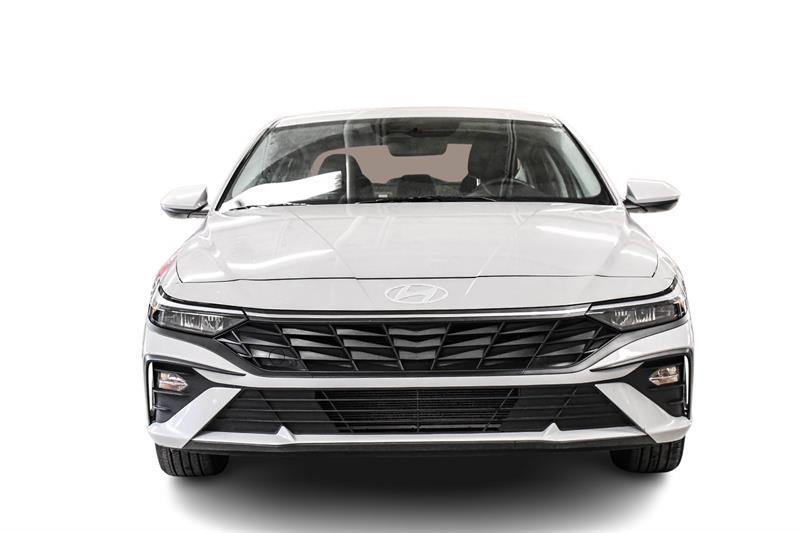2025 Hyundai Elantra - Image 2