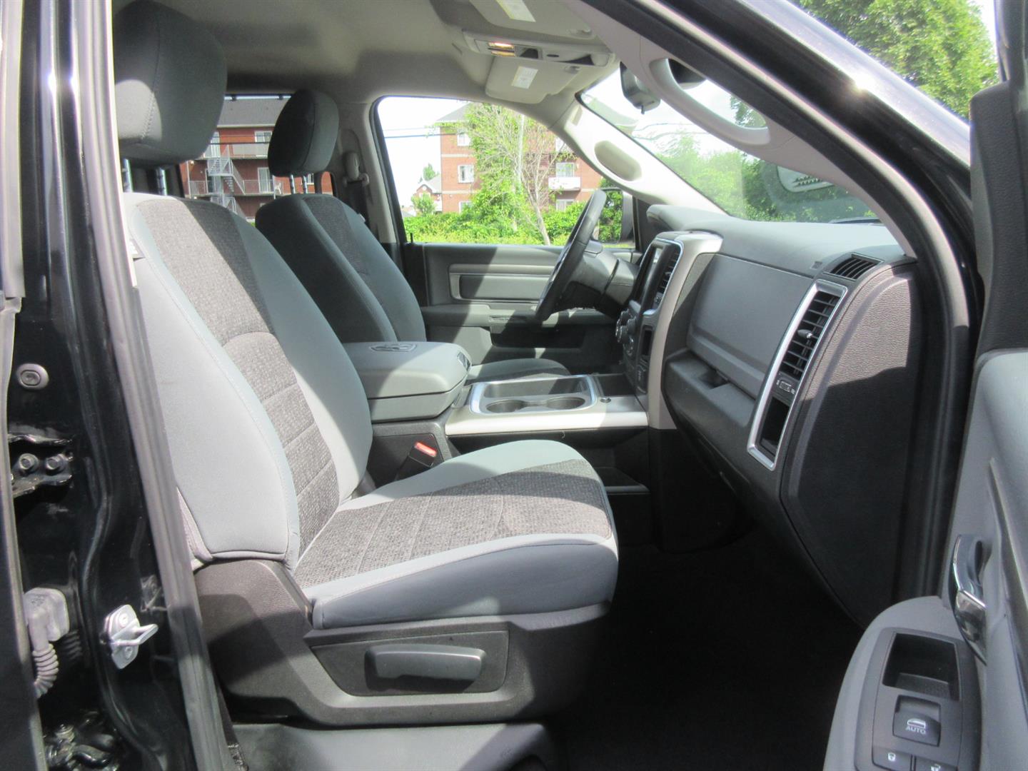 ram 1500 Classic 2019 - 27