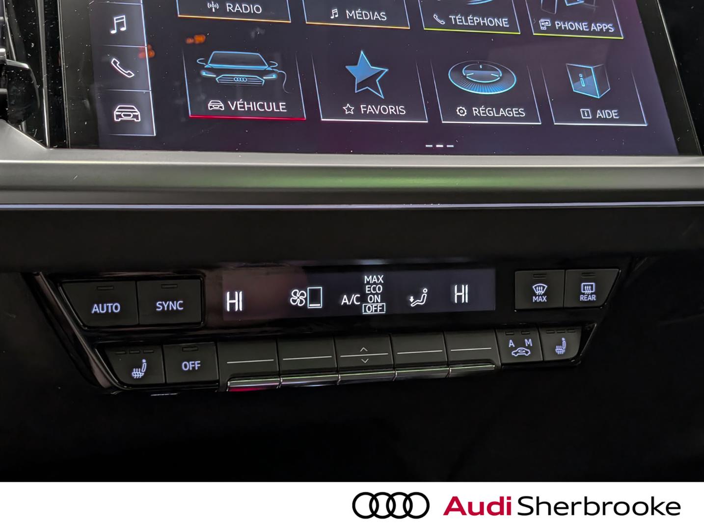 audi Q4 e-tron 2024 - 15