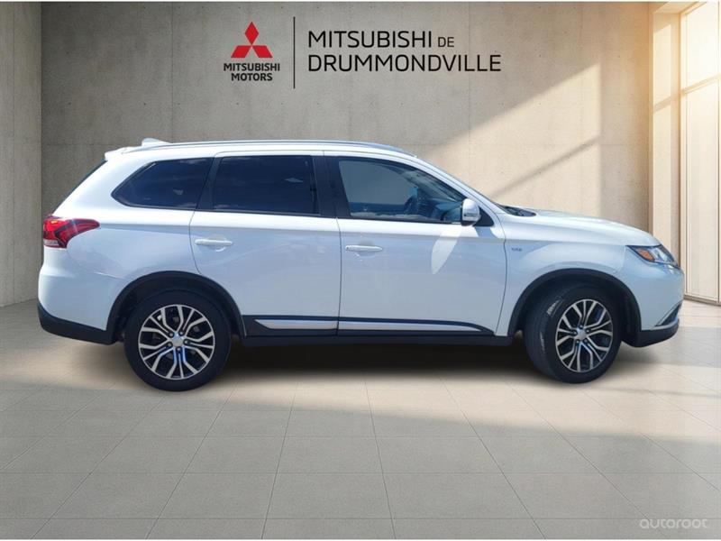 mitsubishi Outlander 2017 - 3