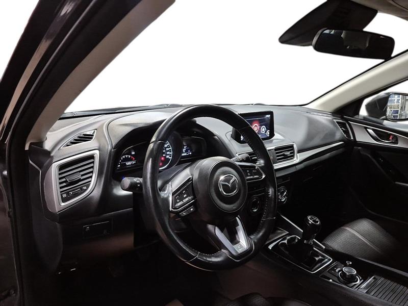 mazda Mazda3 2018 - 14