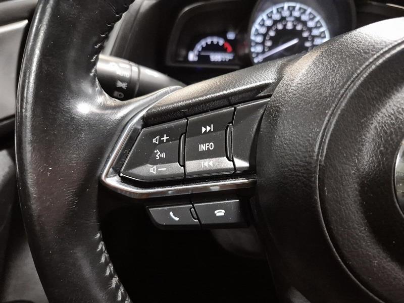 mazda Mazda3 2018 - 17