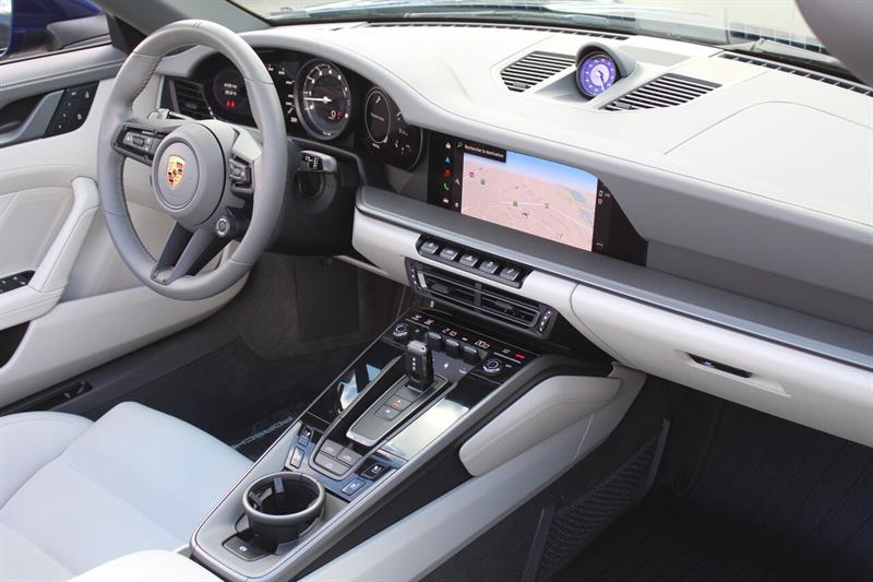 porsche 911 2022 - 8