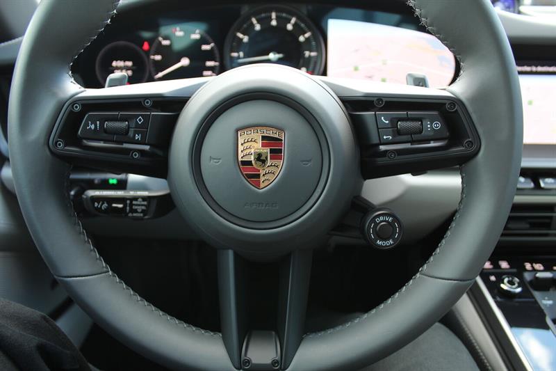 porsche 911 2022 - 17