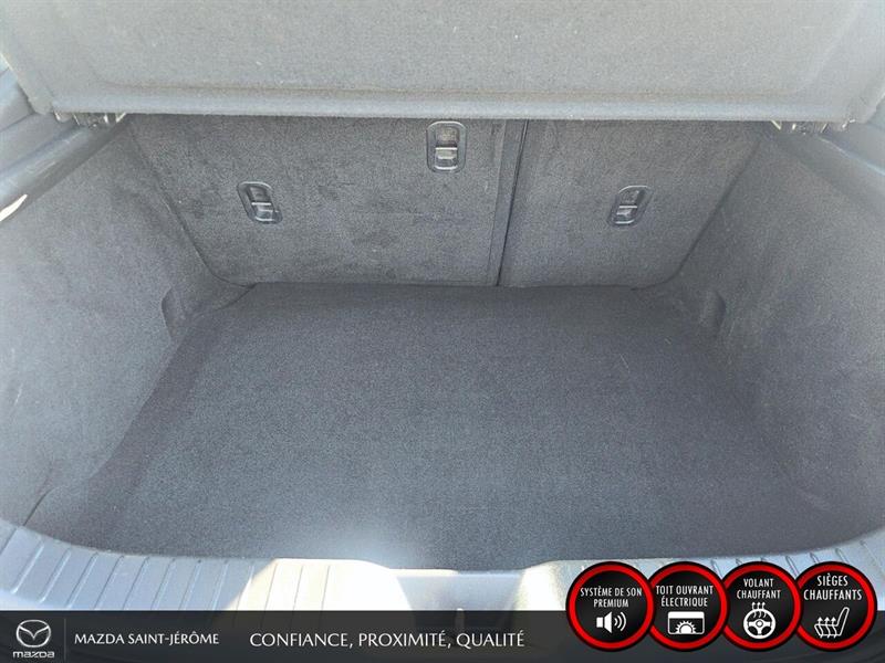 mazda Mazda3 Sport 2022 - 24