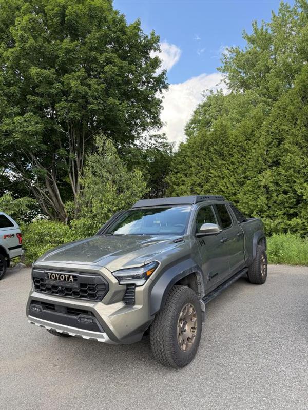 toyota Tacoma Hybrid 2025