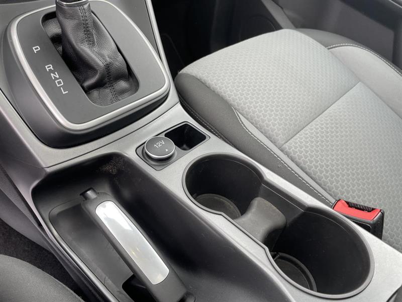 ford C-Max Energi 2017 - 21