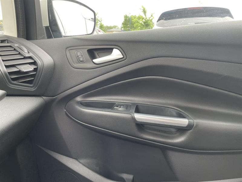 ford C-Max Energi 2017 - 22