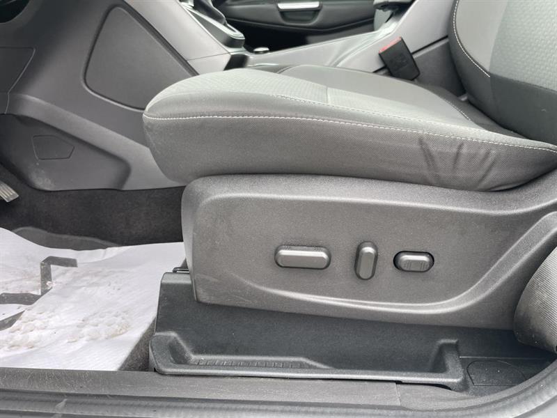 ford C-Max Energi 2017 - 26