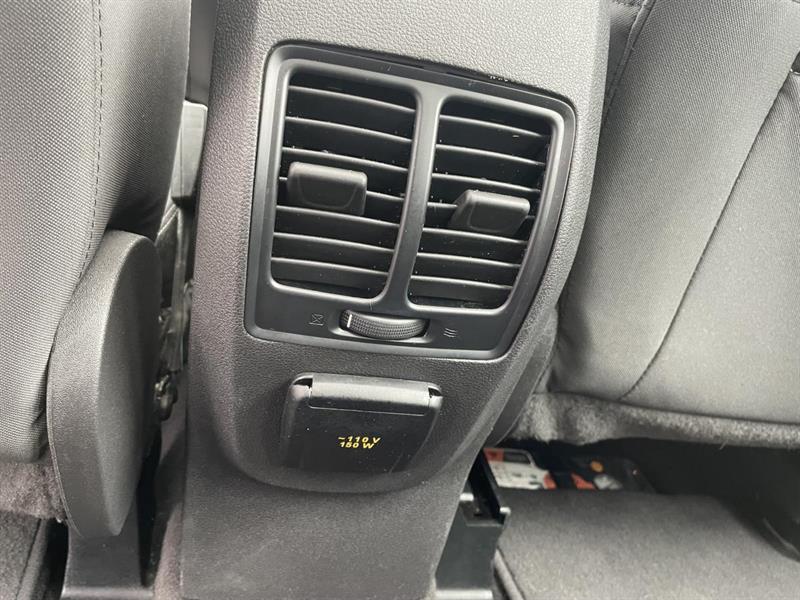 ford C-Max Energi 2017 - 29
