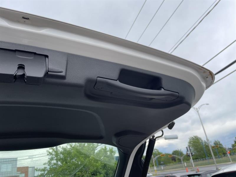 ford C-Max Energi 2017 - 31
