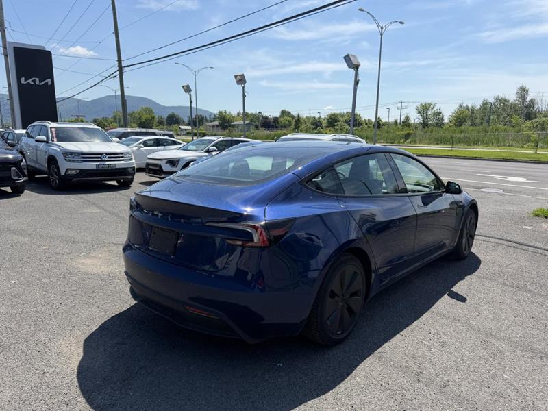 tesla Model 3 2024 - 10