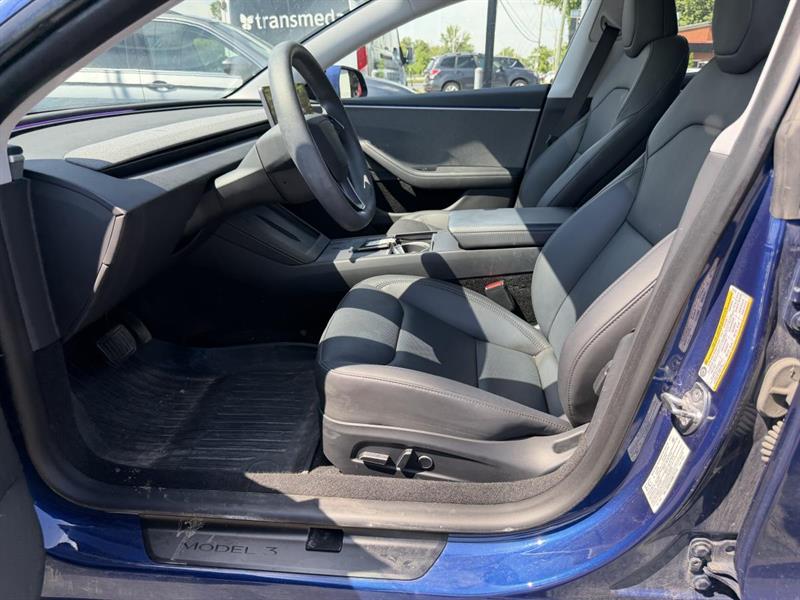 tesla Model 3 2024 - 12