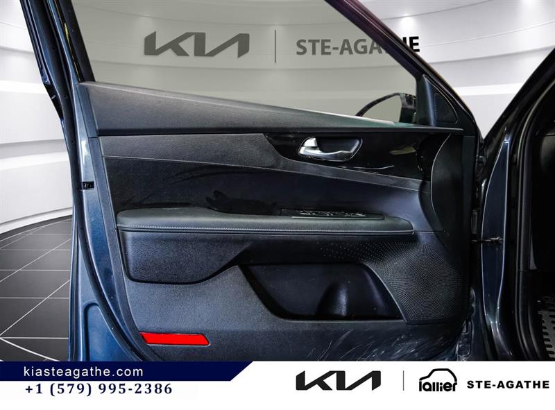 kia Forte 2023 - 10