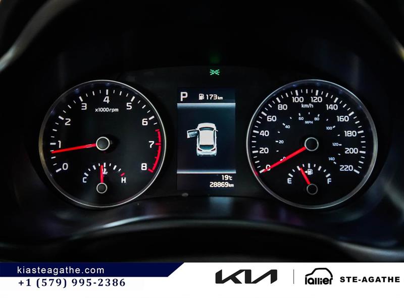kia Rio5 2021 - 12
