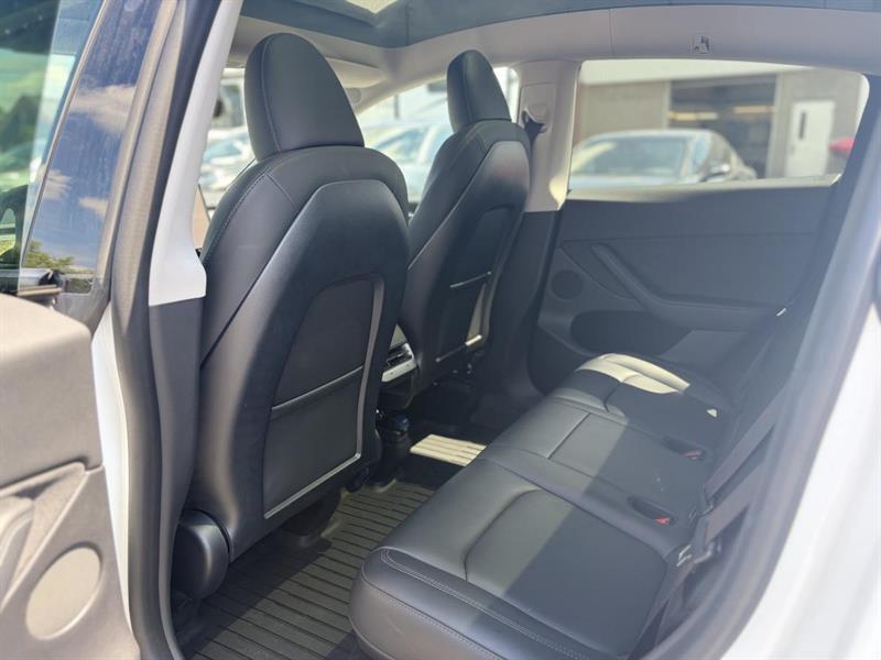 tesla Model Y 2023 - 7