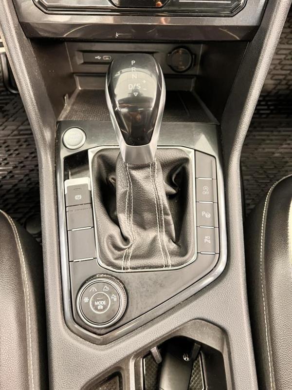 volkswagen Tiguan 2022 - 26