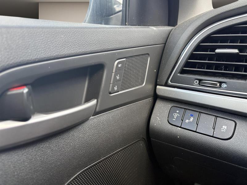 hyundai Elantra 2017 - 16
