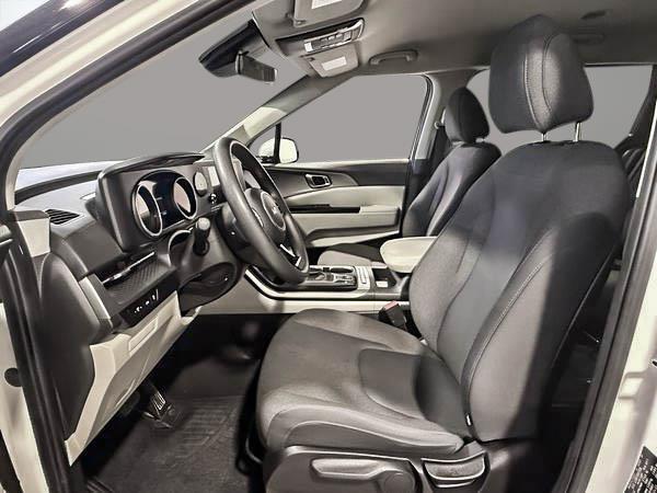 kia Carnival 2024 - 13