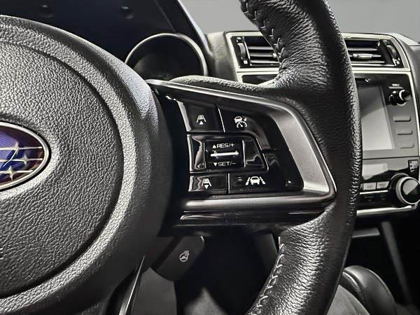 subaru Legacy 2019 - 17