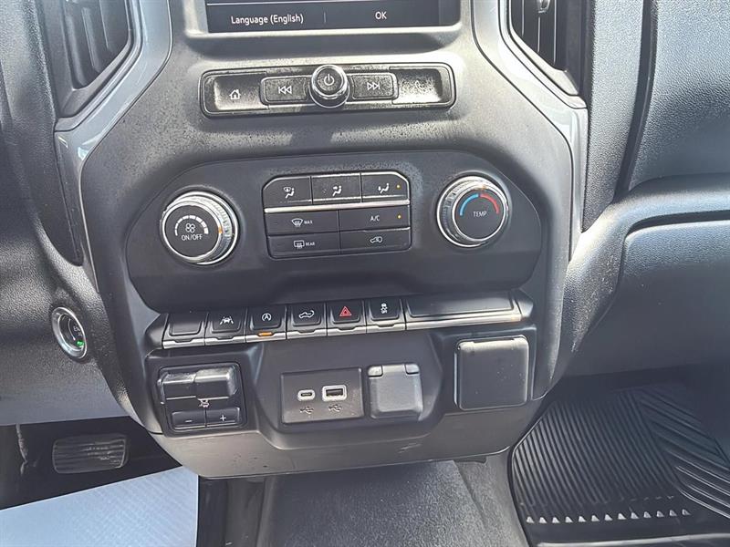 chevrolet Silverado 1500 2023 - 17