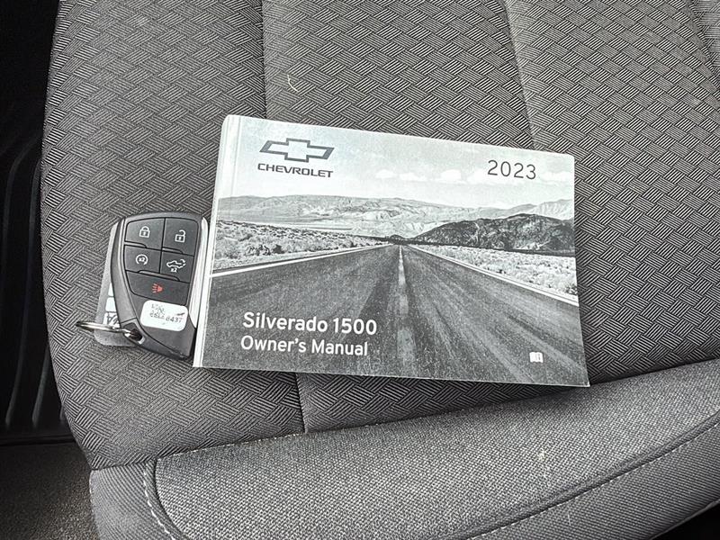 chevrolet Silverado 1500 2023 - 22