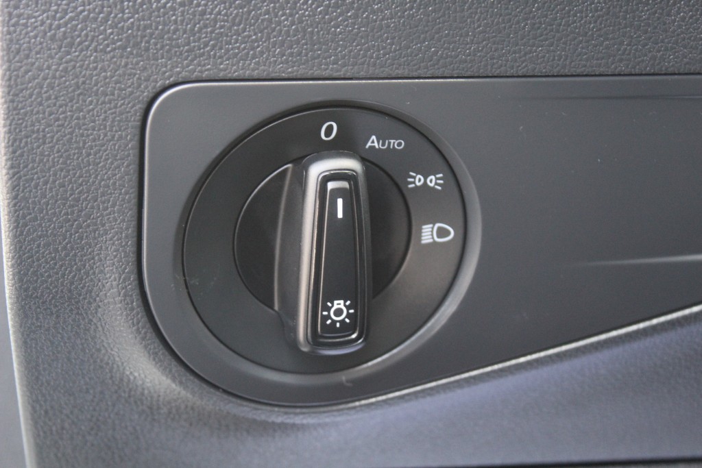 volkswagen Tiguan 2021 - 32