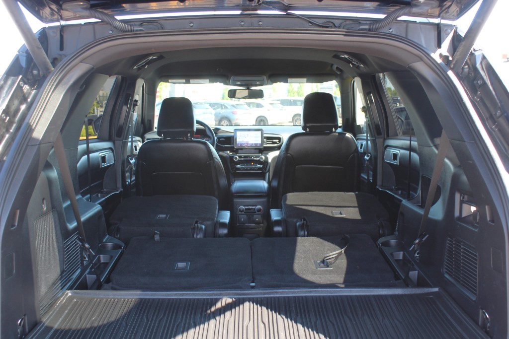 ford Explorer 2022 - 11