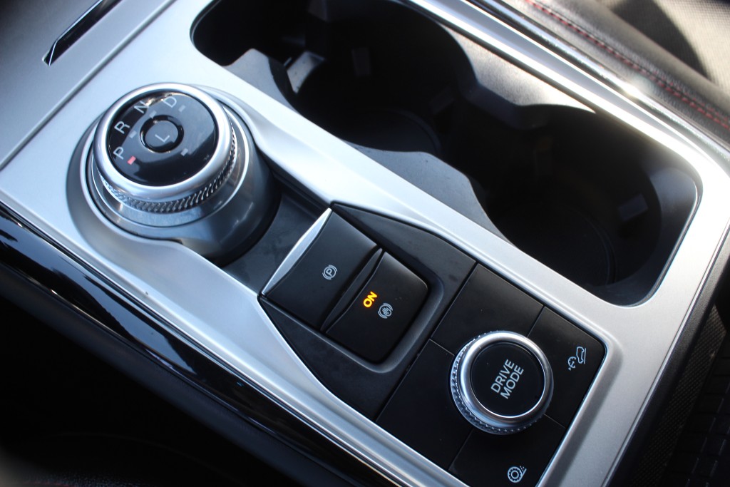 ford Explorer 2022 - 21