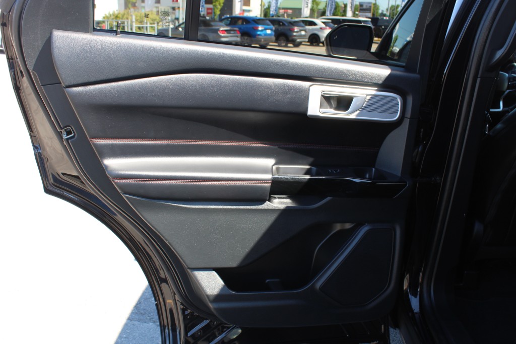 ford Explorer 2022 - 31