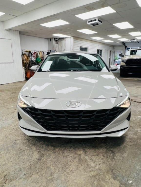 hyundai Elantra 2023 - 2