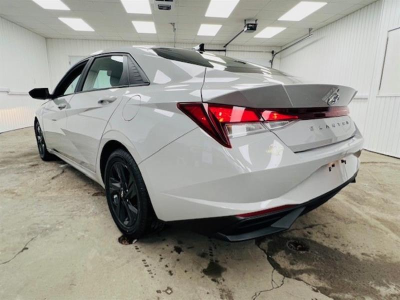 hyundai Elantra 2023 - 9
