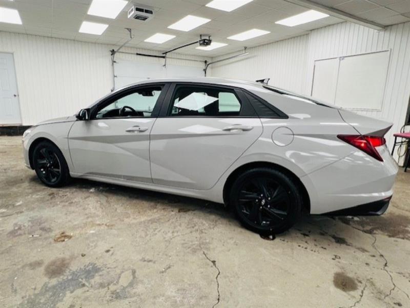 hyundai Elantra 2023 - 10