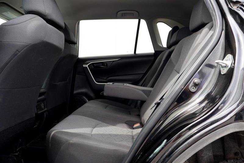 toyota RAV4 2023 - 9